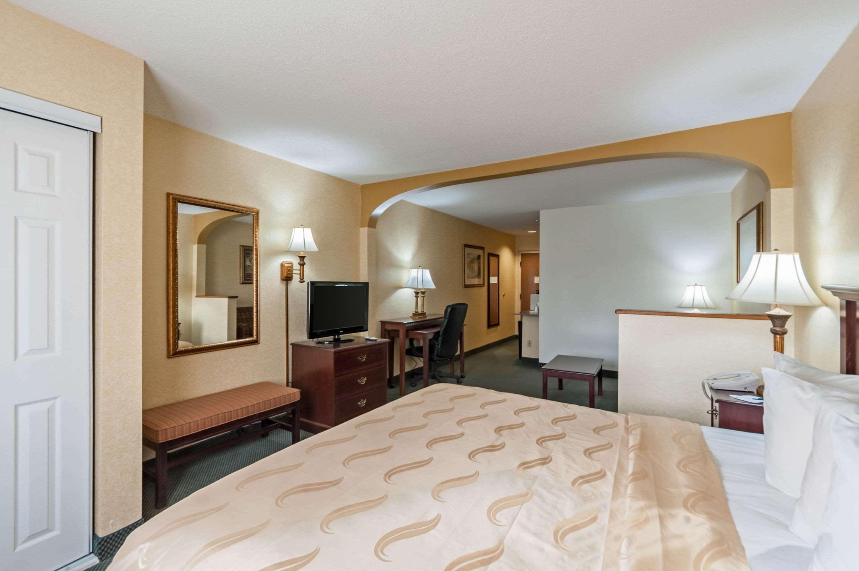 Quality Suites Chestertown Eksteriør bilde