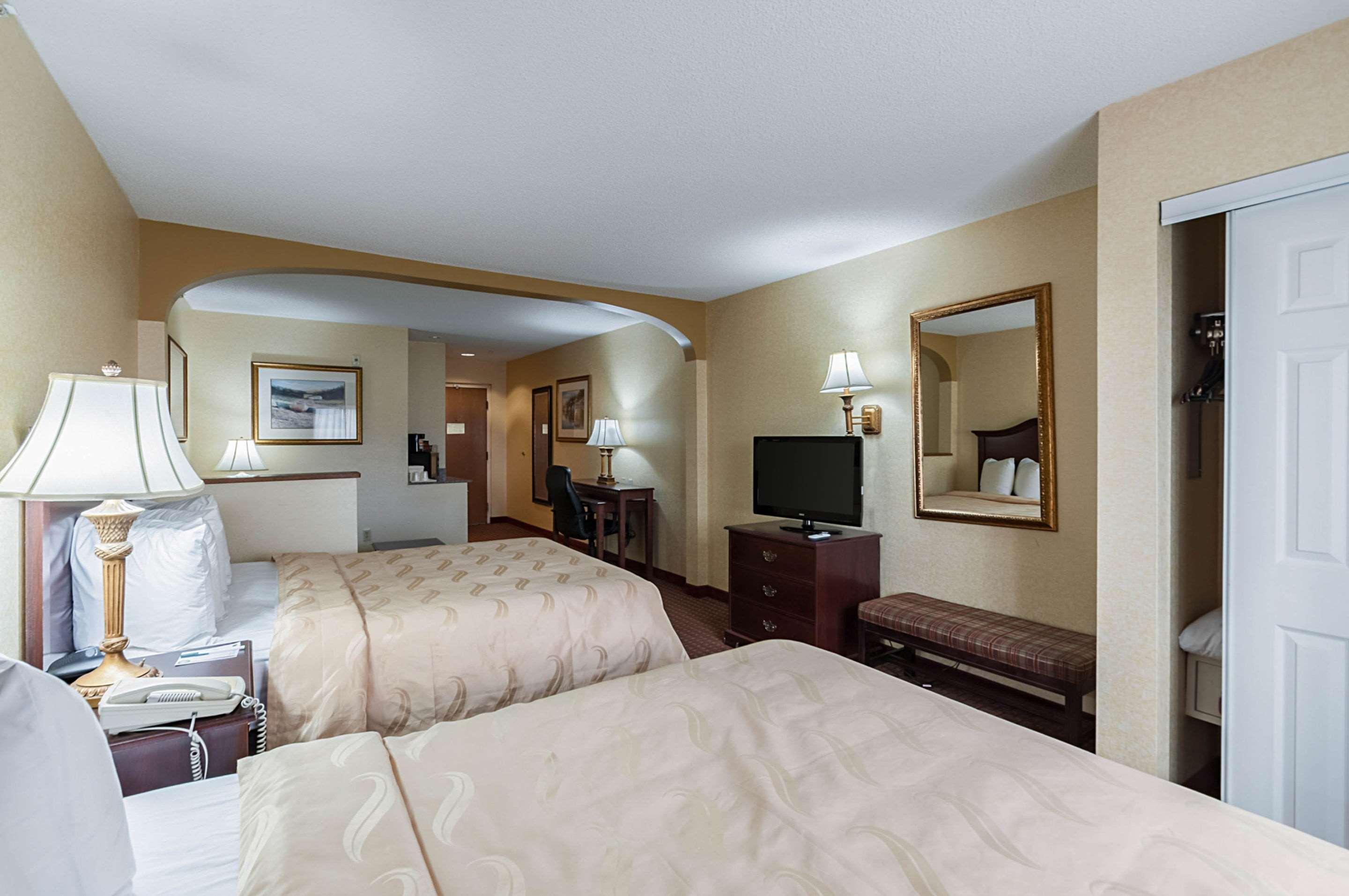 Quality Suites Chestertown Eksteriør bilde